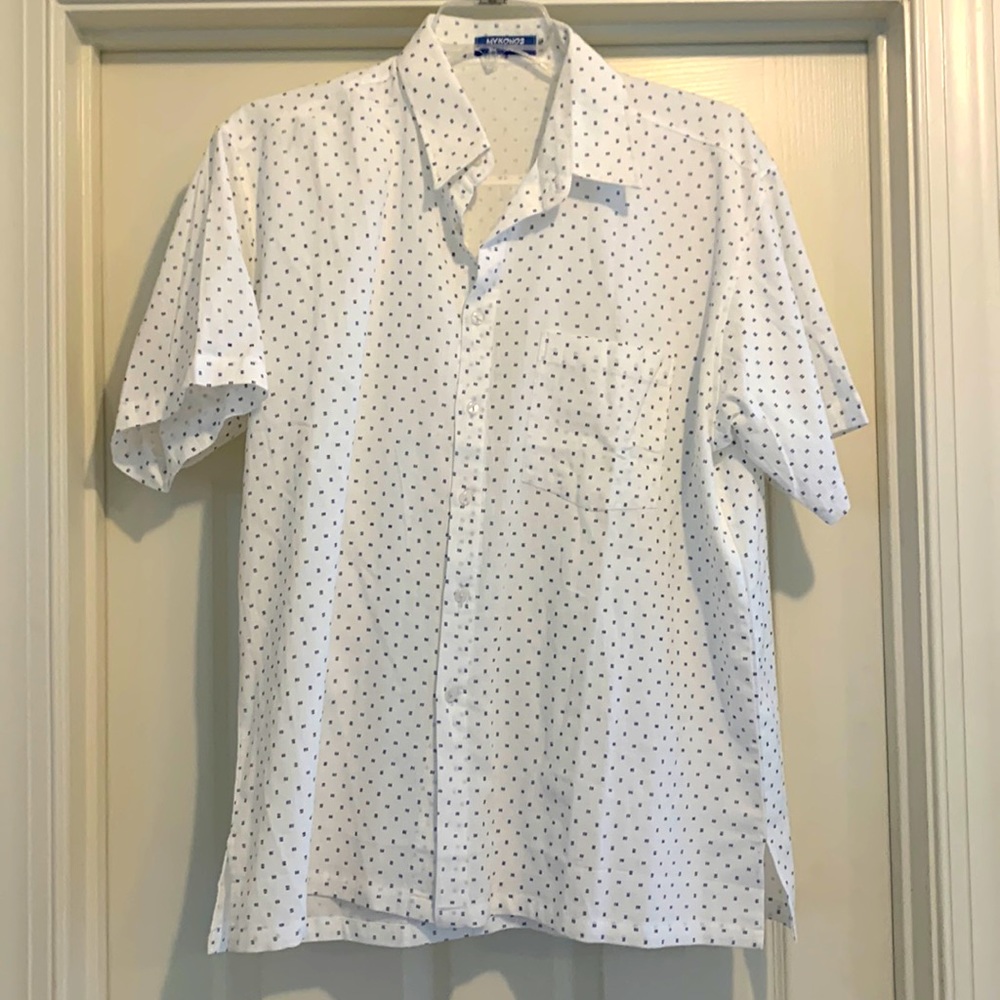 This is a brand new without tags men’s shirt from Mykonos, Greece.